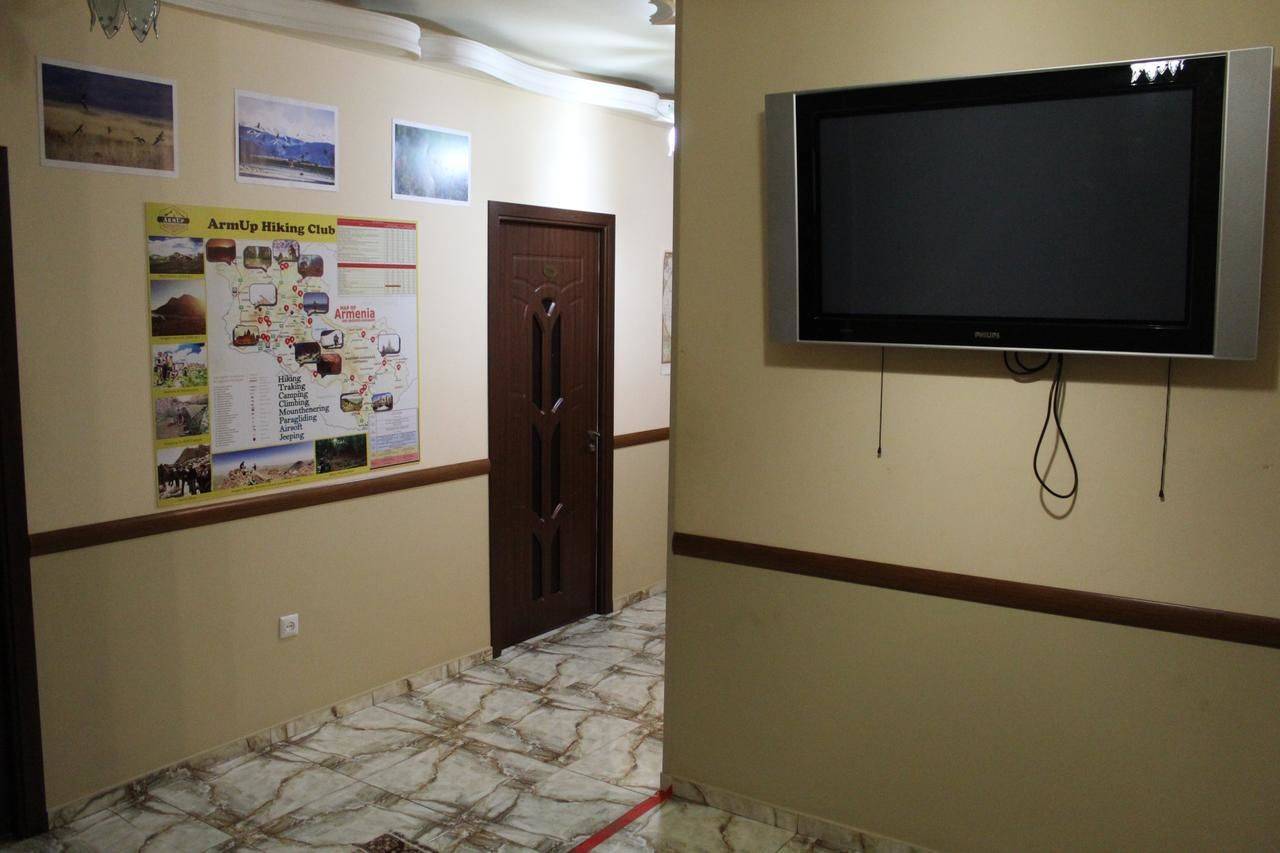 Фото  Arm Hostel Ереван 8